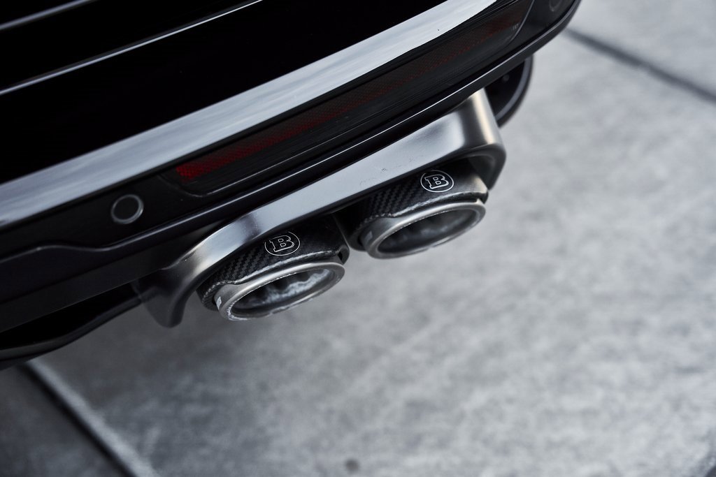 Used 2024 Land Rover Range Rover SV image 14