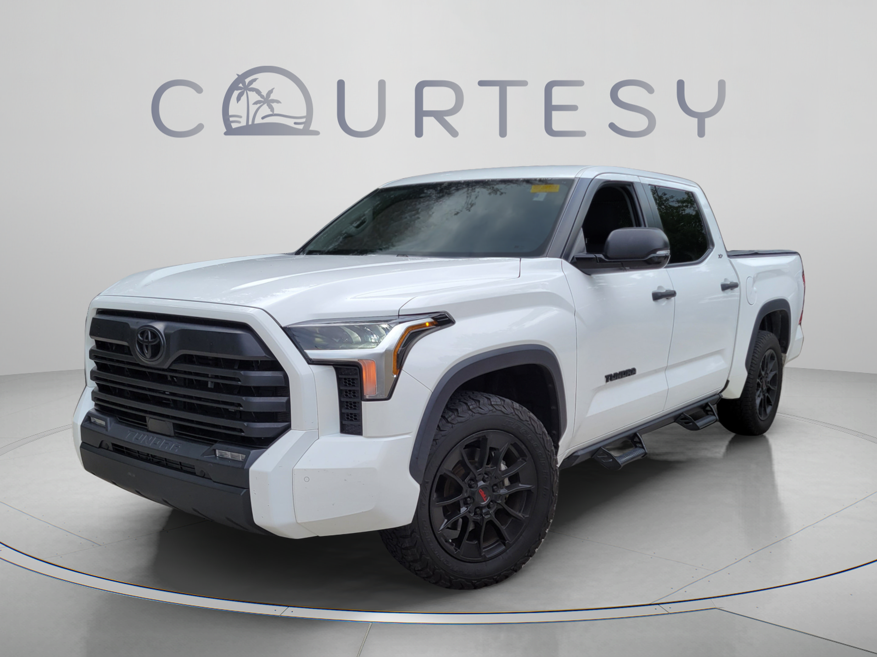 Used 2024 Toyota Tundra SR5 w/ SR5 Convenience Package RWD image 1