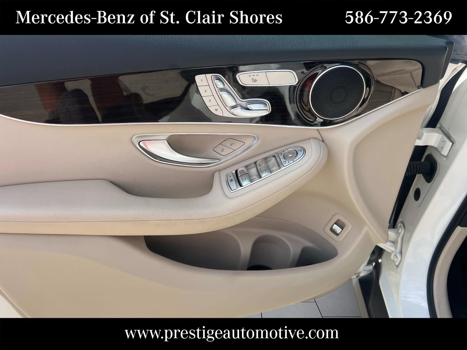Used 2021 Mercedes-Benz GLC 300 4MATIC image 18