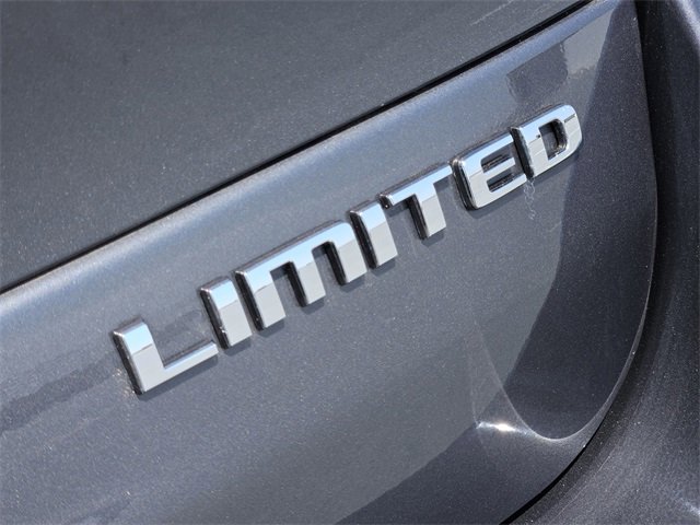 Used 2023 Jeep Grand Cherokee L Limited image 11