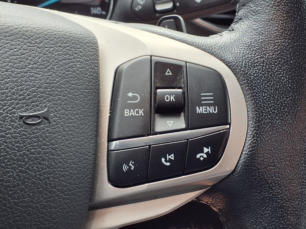 Used 2020 Ford Explorer XLT w/ Equipment Group 202A AWD/4WD image 28