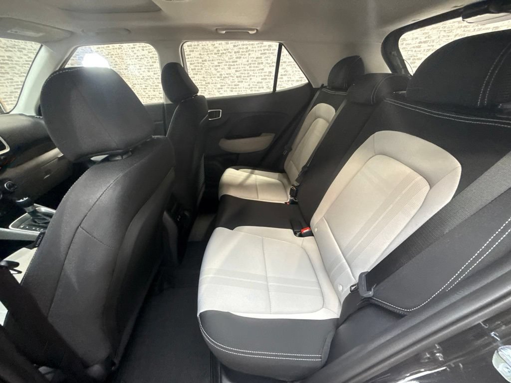 New 2026 Hyundai Venue SEL FWD image 14