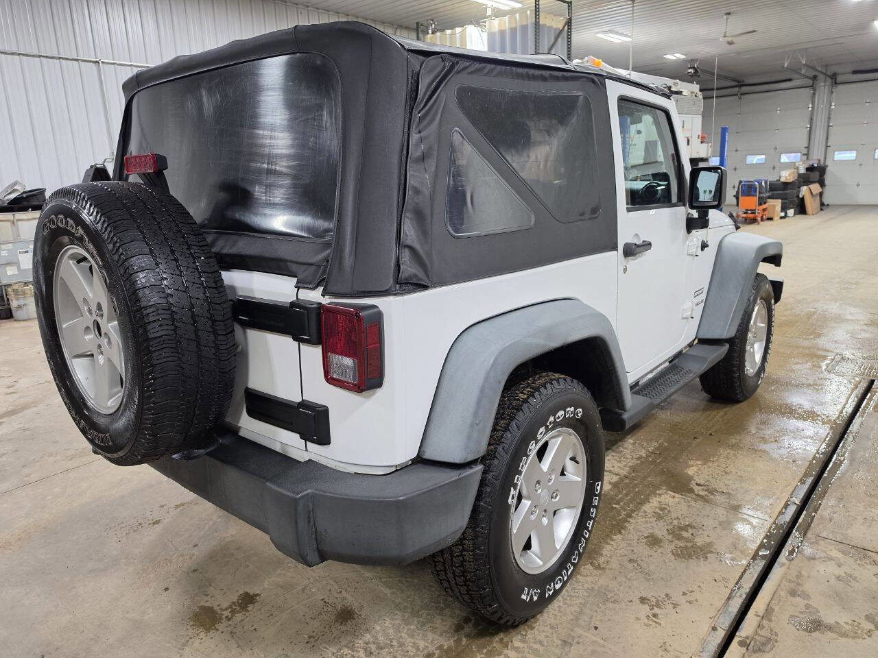 Used 2012 Jeep Wrangler Sport AWD/4WD image 9