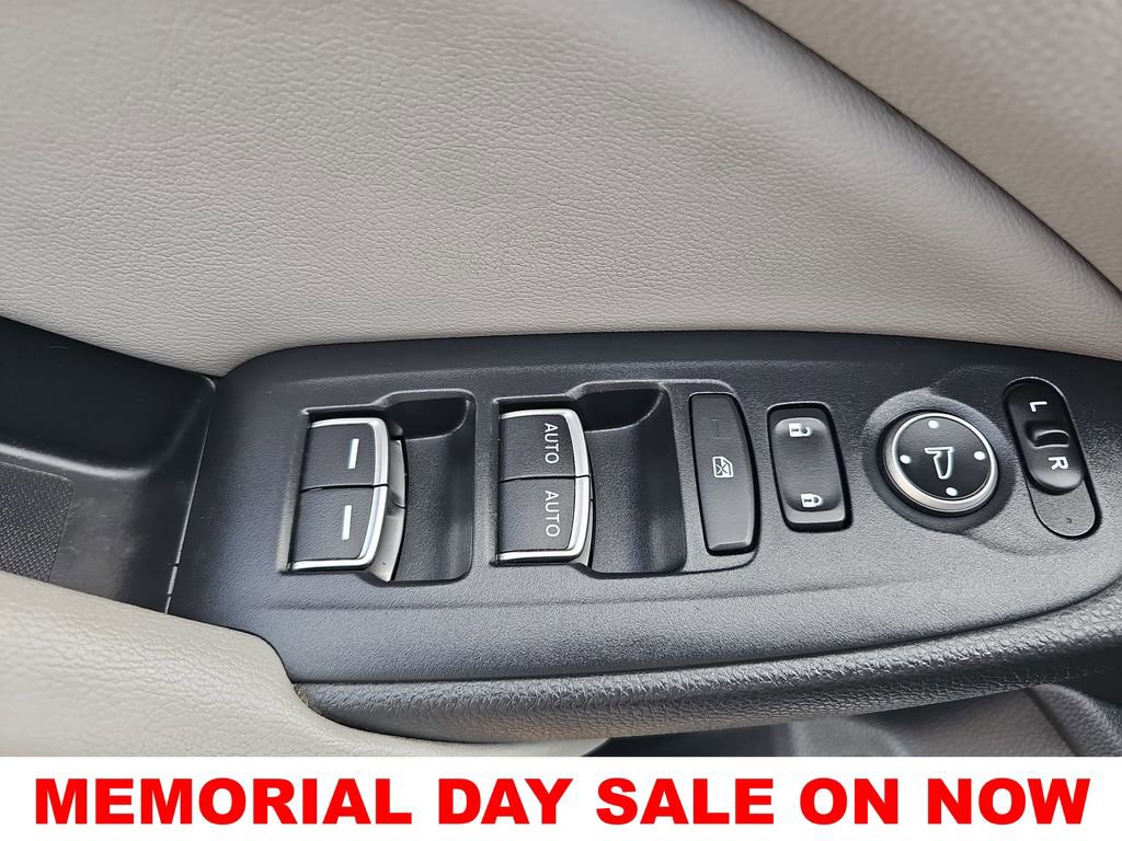 Used 2018 Honda Accord LX image 23