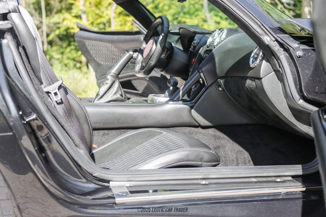 Used 2014 SRT Viper GTS w/ GTS Laguna Interior Package image 48