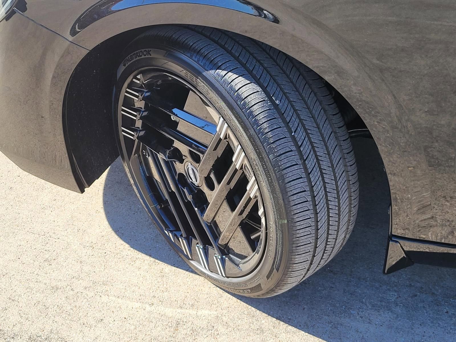 New 2026 Nissan Sentra SR w/ Floor Mat Package image 11