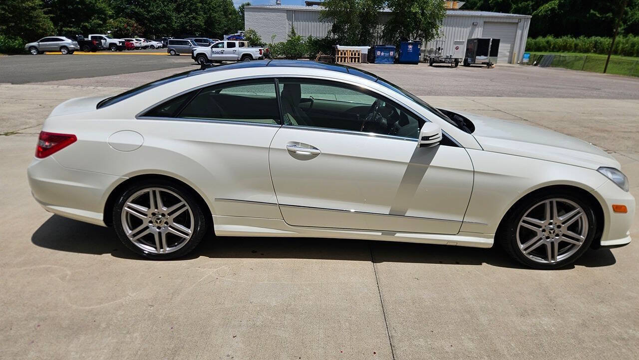 Used 2010 Mercedes-Benz E 550 Coupe image 12