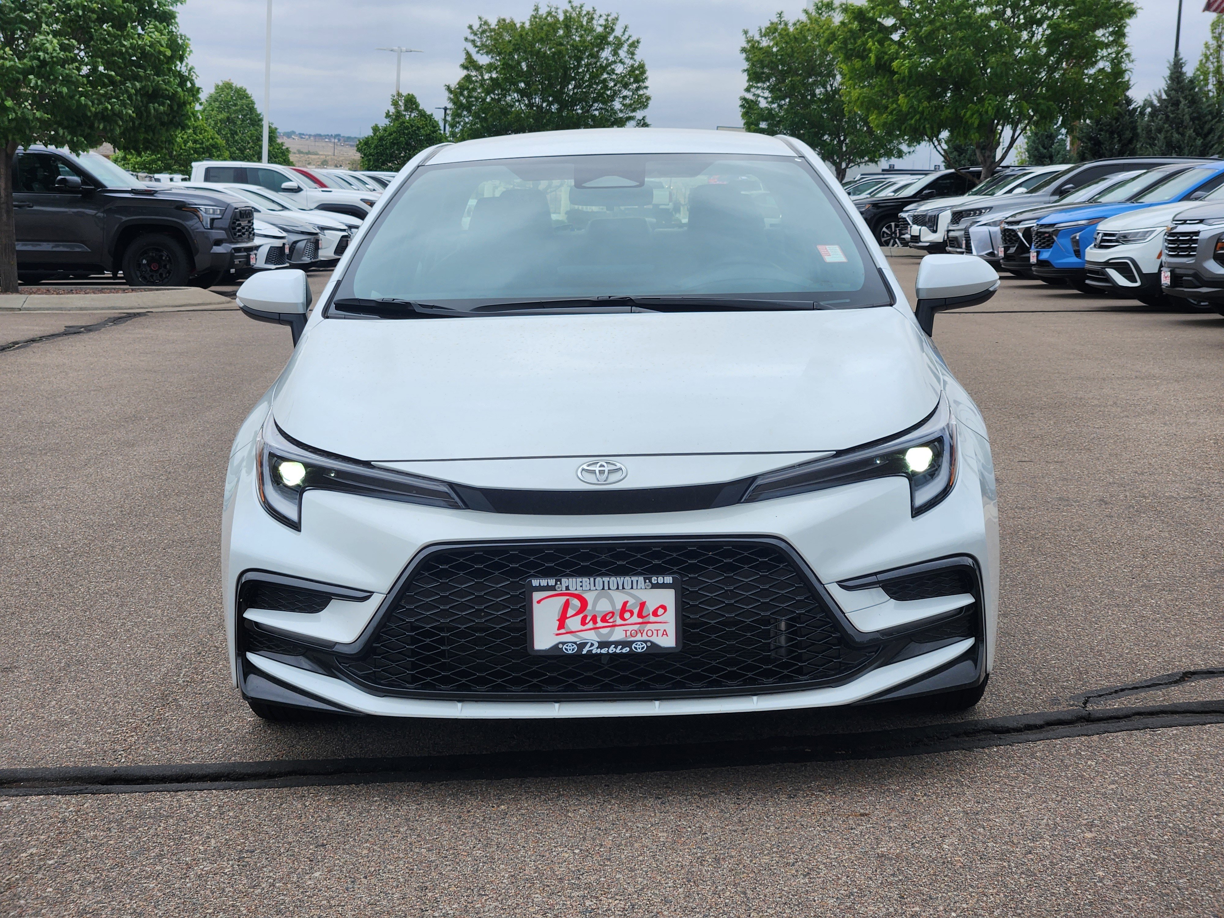 Used 2023 Toyota Corolla SE FWD image 5