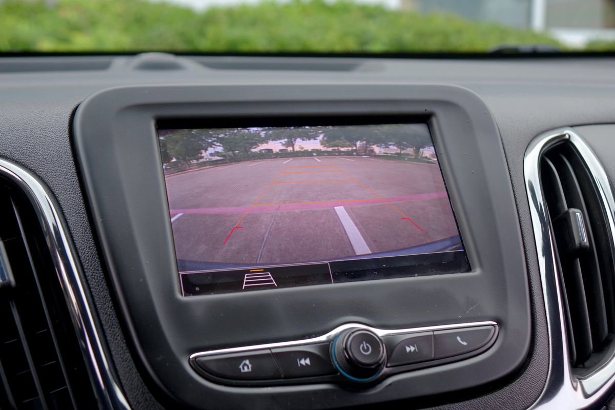 Used 2024 Chevrolet Equinox RS FWD image 11