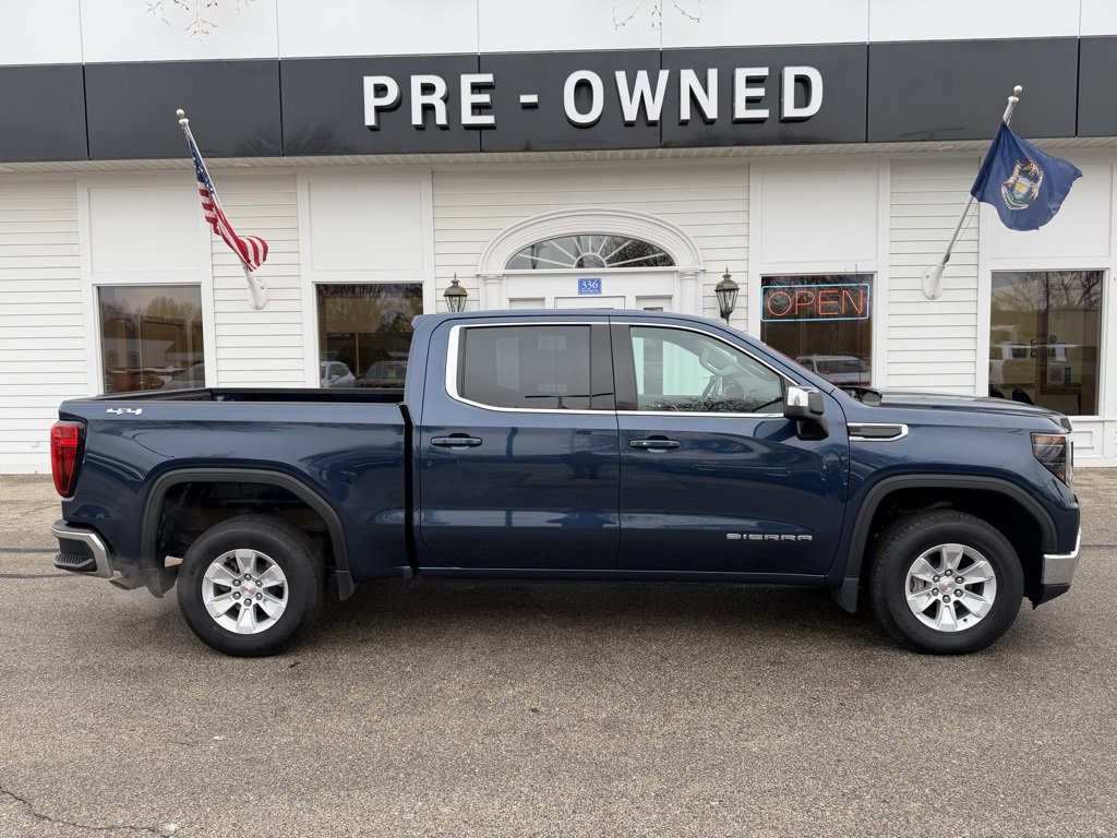 Used 2023 GMC Sierra 1500 SLE image 4