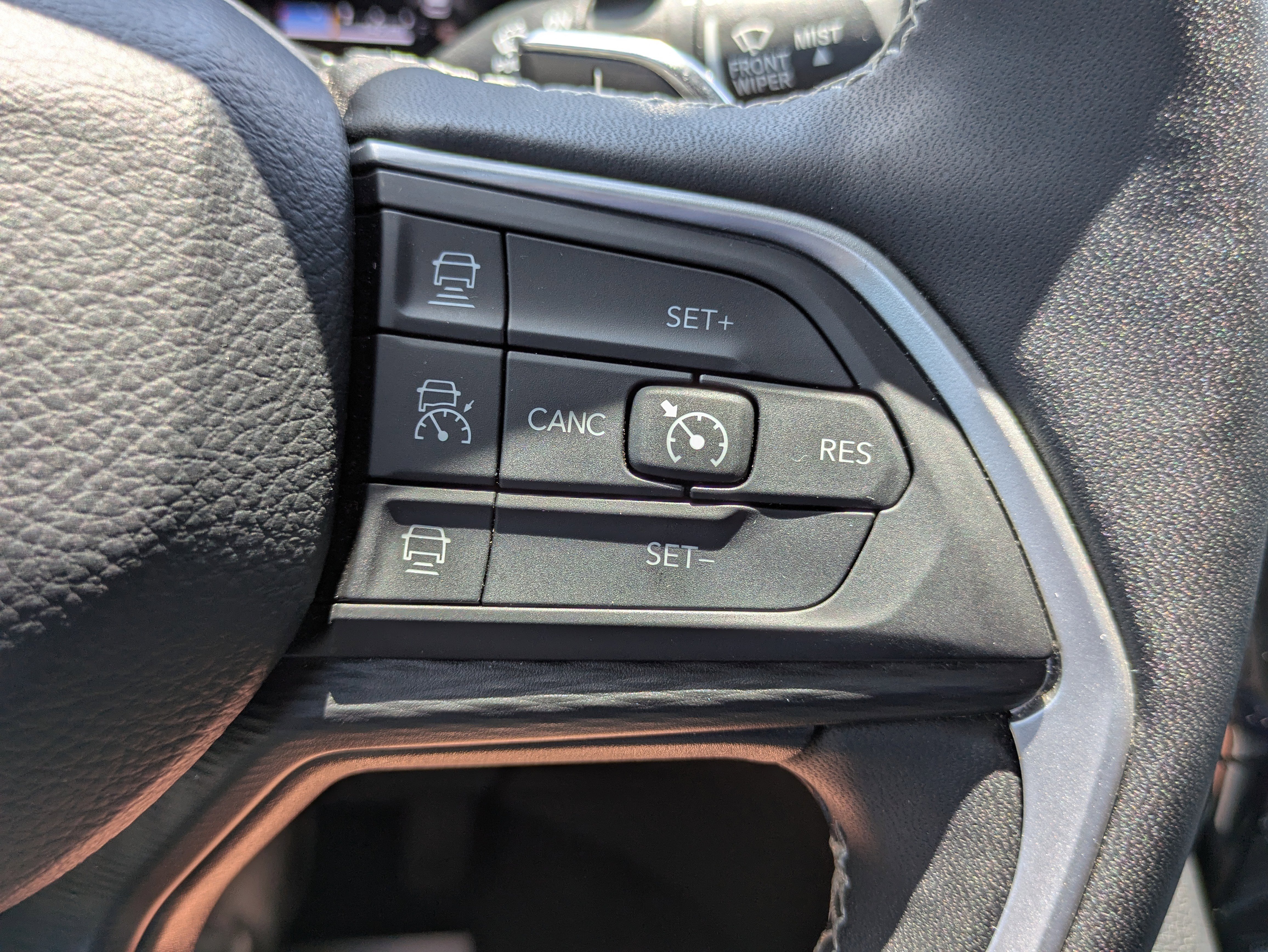 Used 2024 Jeep Grand Cherokee Altitude image 16