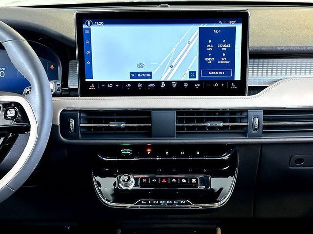 Used 2023 Lincoln Corsair FWD image 29
