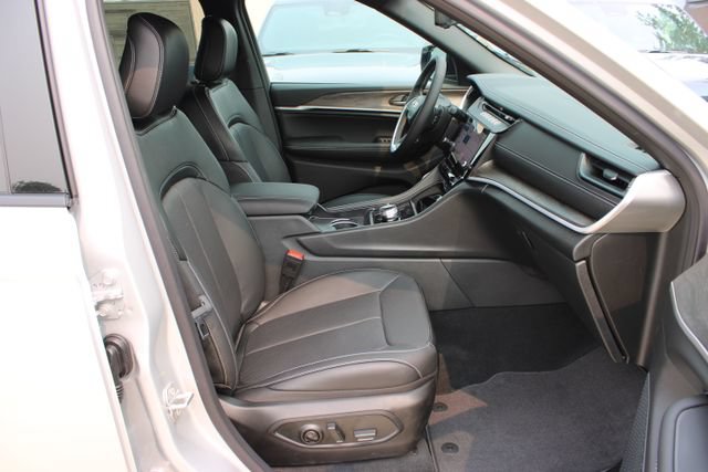 New 2026 Jeep Grand Cherokee Limited AWD/4WD image 50