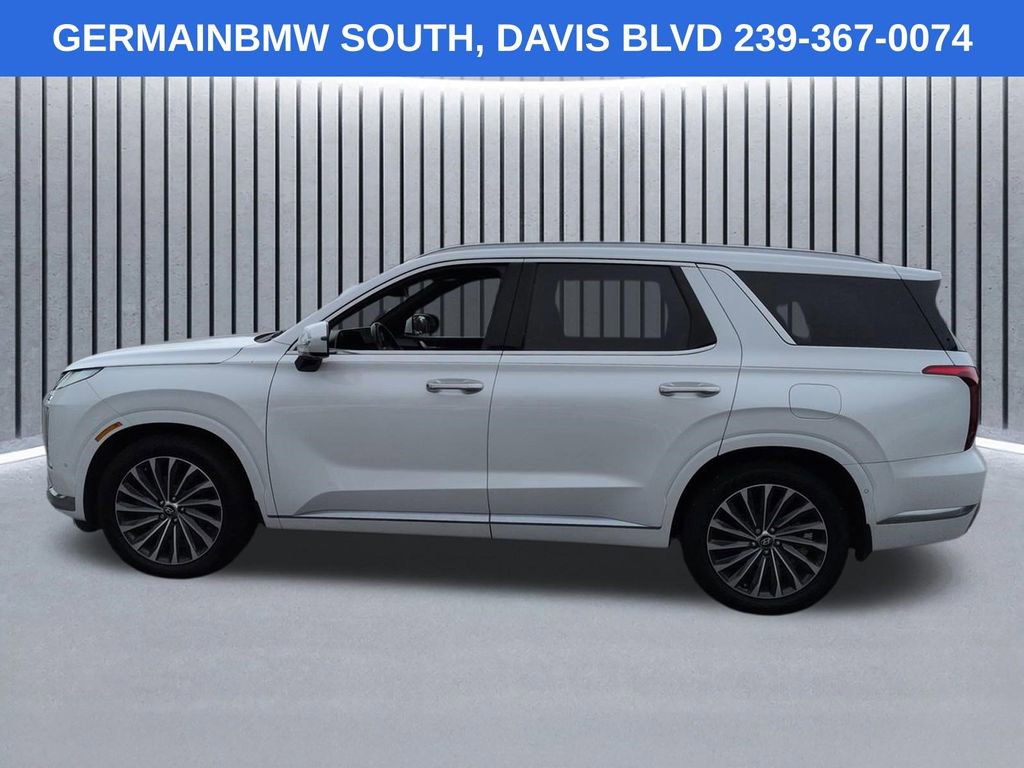 Used 2023 Hyundai Palisade Calligraphy image 8