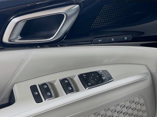 New 2026 Kia Carnival SX Prestige FWD image 18