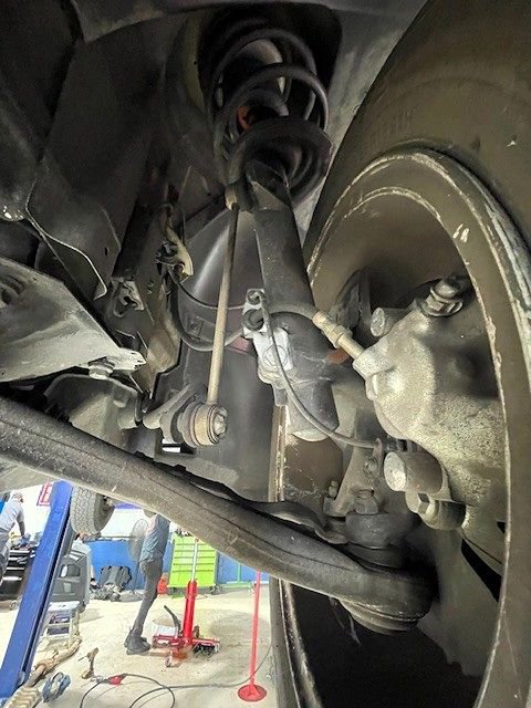 Used 2004 BMW 325i Sedan RWD image 41