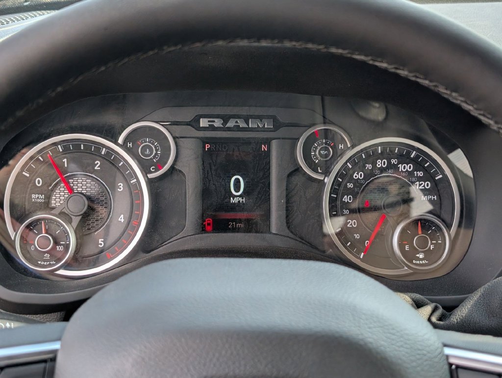 New 2026 RAM 3500 Big Horn AWD/4WD image 17