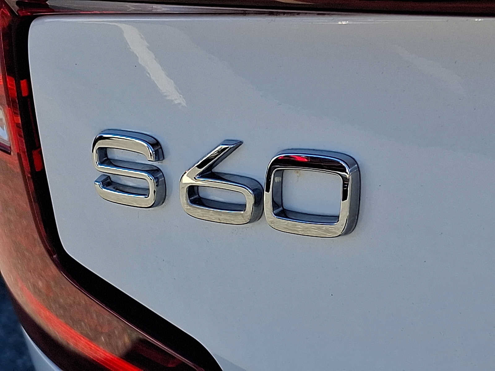 Used 2019 Volvo S60 T6 R-Design AWD/4WD image 30