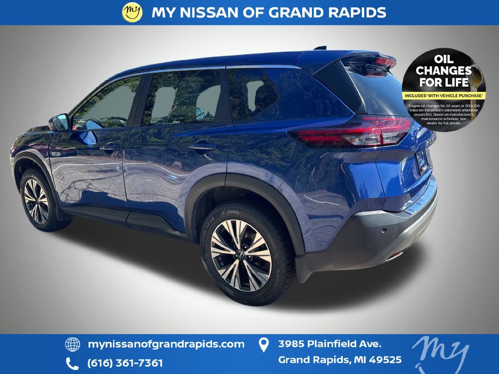 Used 2023 Nissan Rogue SV AWD/4WD image 6