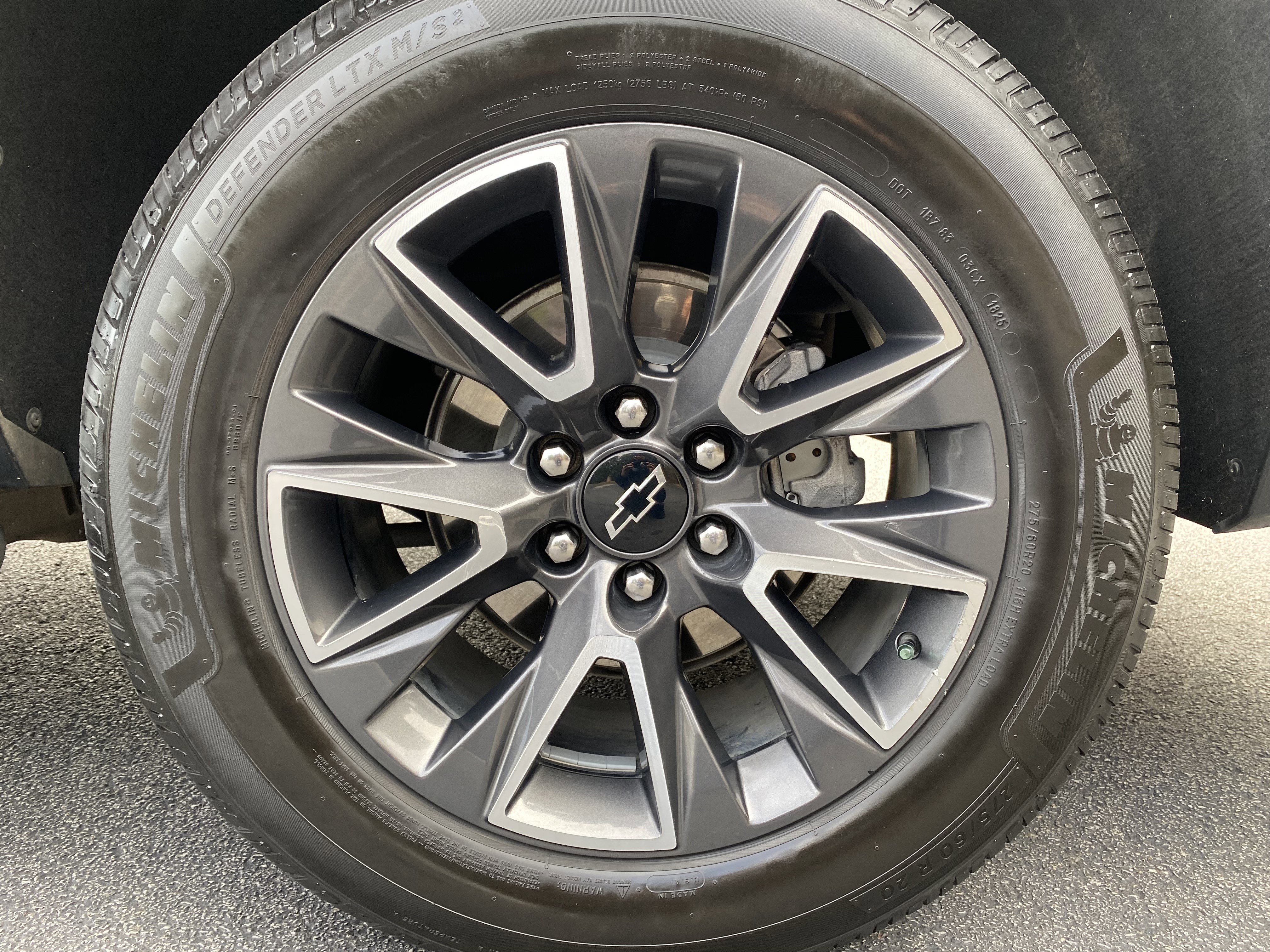 Used 2023 Chevrolet Suburban Z71 AWD/4WD image 46