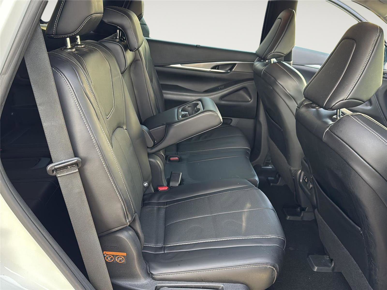 Used 2023 INFINITI QX60 Luxe w/ Cargo Package image 29