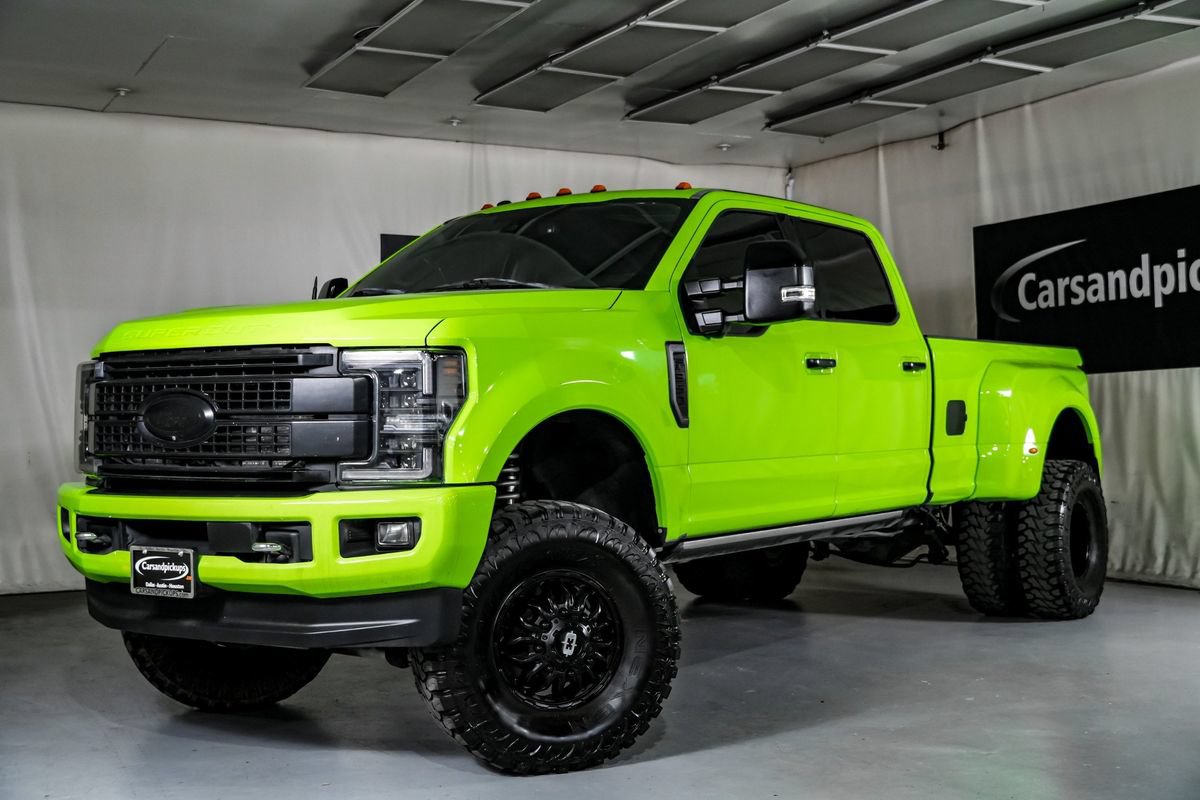 Used 2017 Ford F350 4x4 Crew Cab DRW Super Duty image 4
