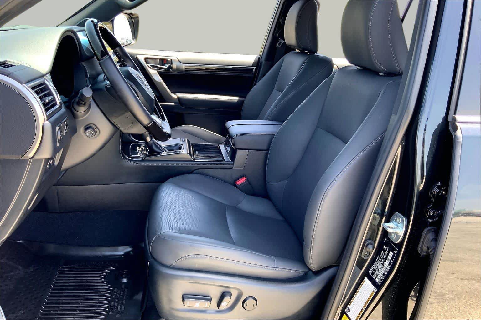 Used 2023 Lexus GX 460 Premium w/ Premium Package AWD/4WD image 8