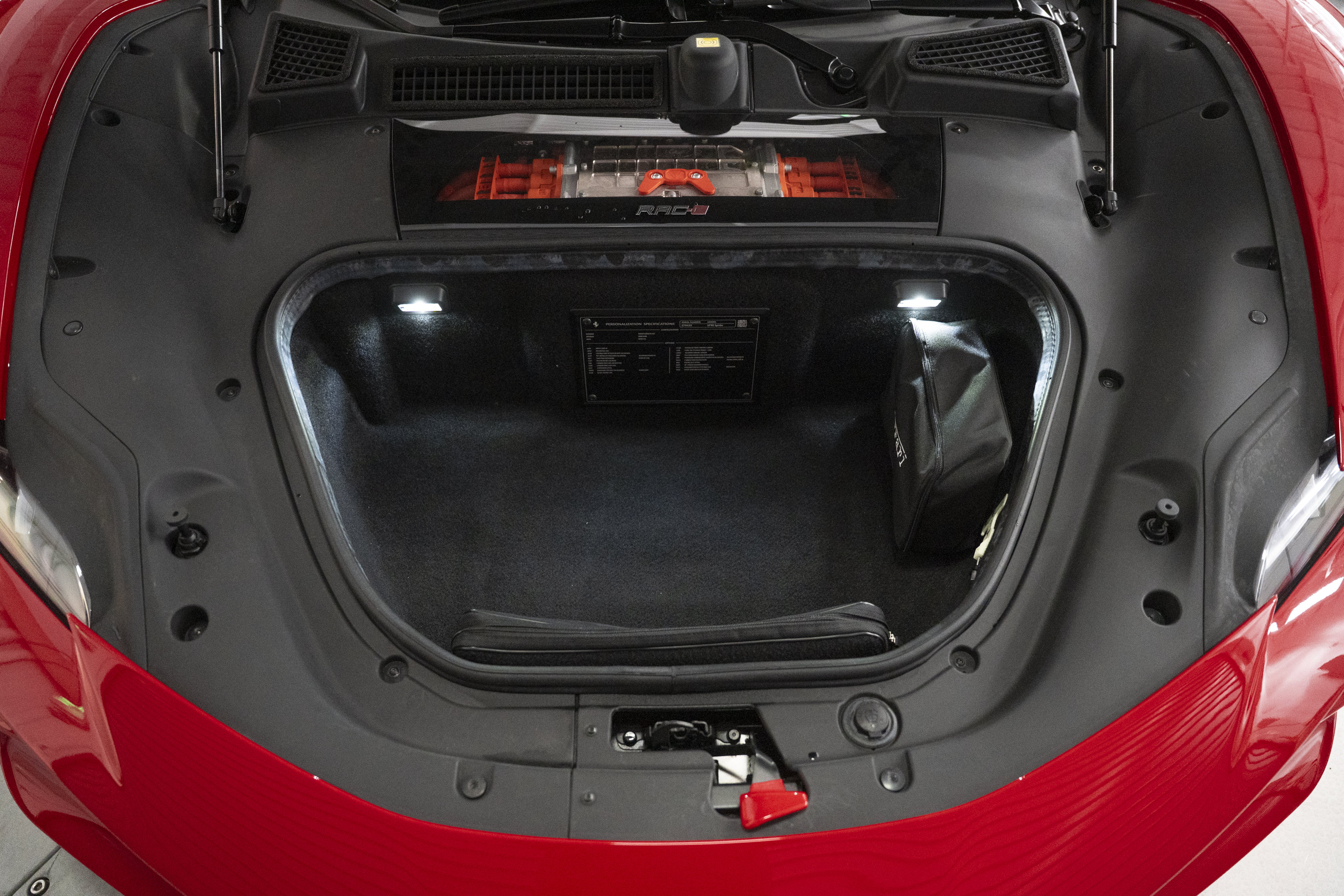 Used 2022 Ferrari SF90 Spider AWD/4WD image 53
