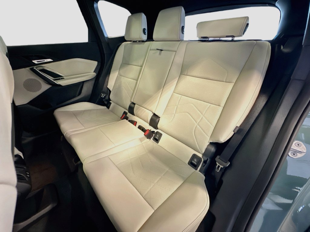 New 2027 BMW X1 xDrive28i AWD/4WD image 24