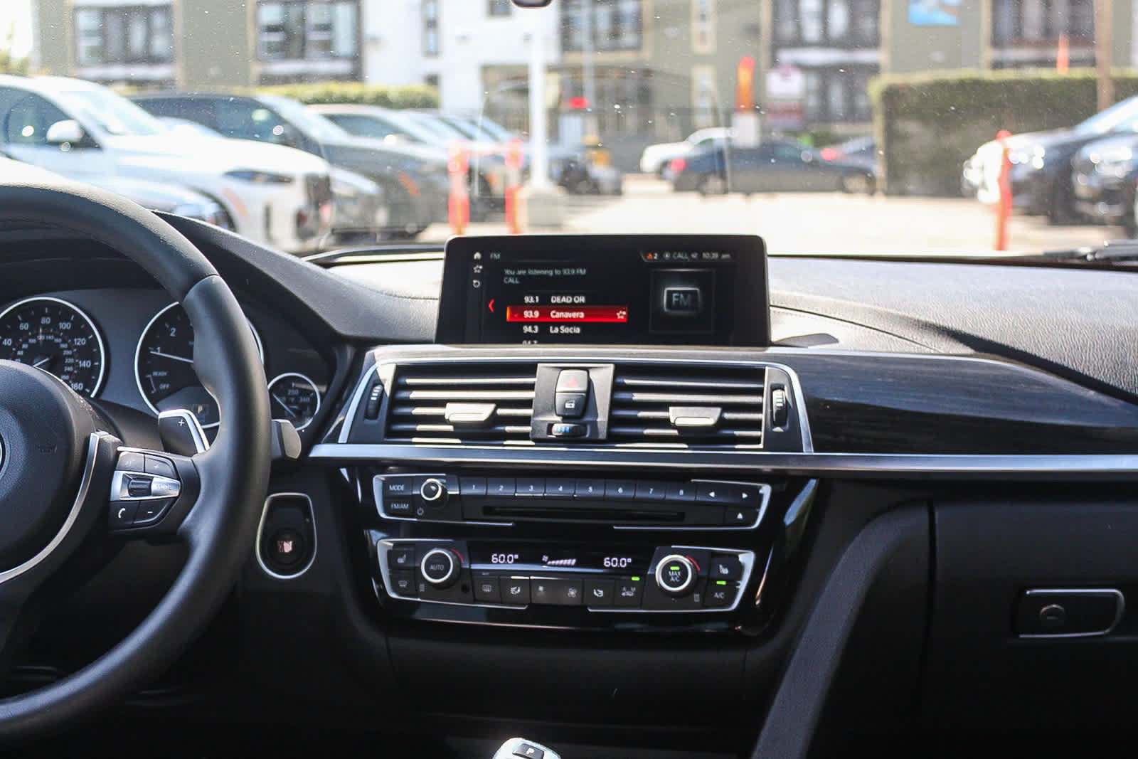 Used 2018 BMW 330e image 13