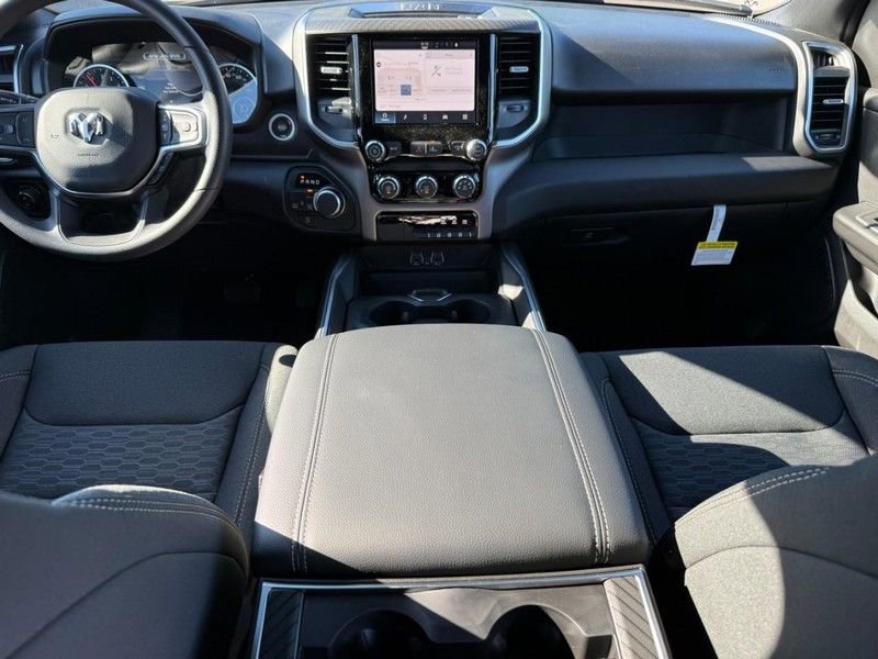 New 2026 RAM 1500 Express AWD/4WD image 7