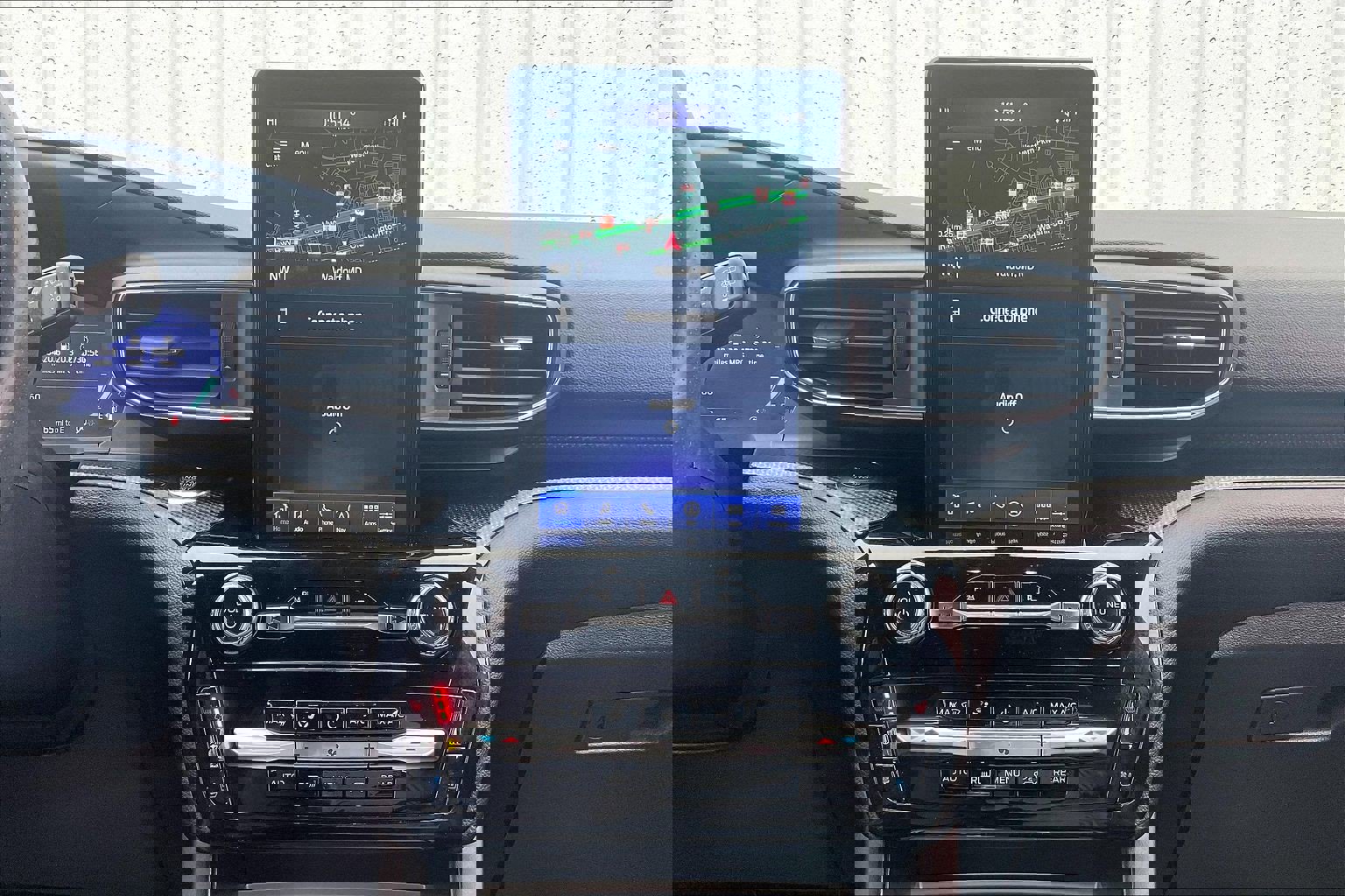 Used 2022 Ford Explorer ST w/ Equipment Group 401A AWD/4WD image 39