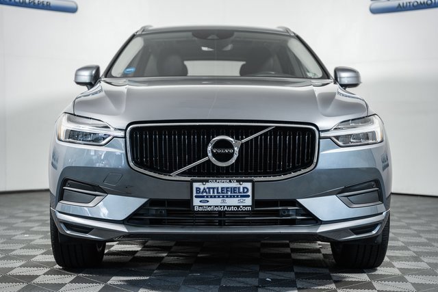 Used 2020 Volvo XC60 T6 Momentum image 2