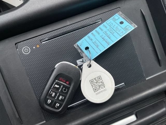 Used 2025 Honda Odyssey Touring image 26
