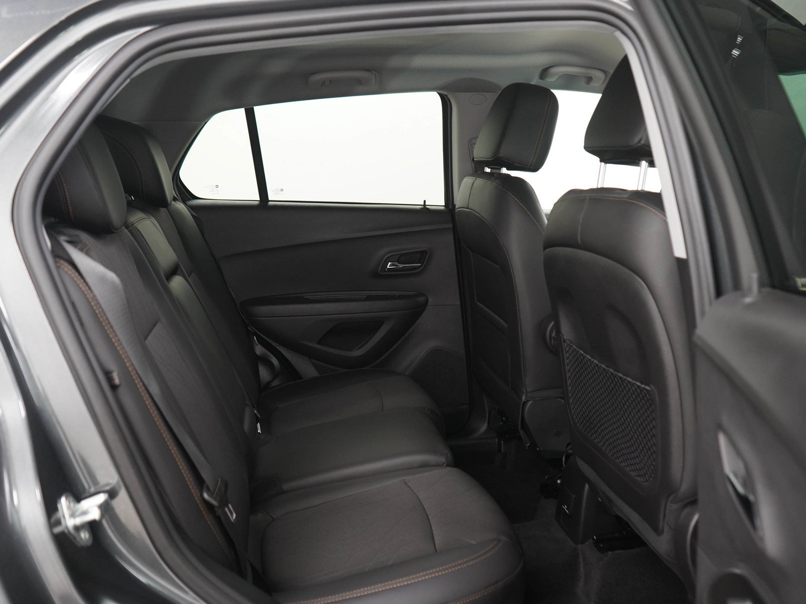 Used 2020 Chevrolet Trax LT w/ LT Convenience Package AWD/4WD image 12