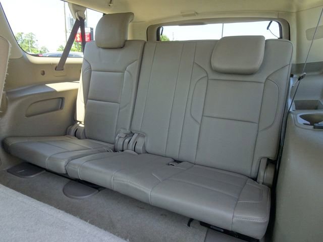 Used 2018 Chevrolet Suburban LT AWD/4WD image 17