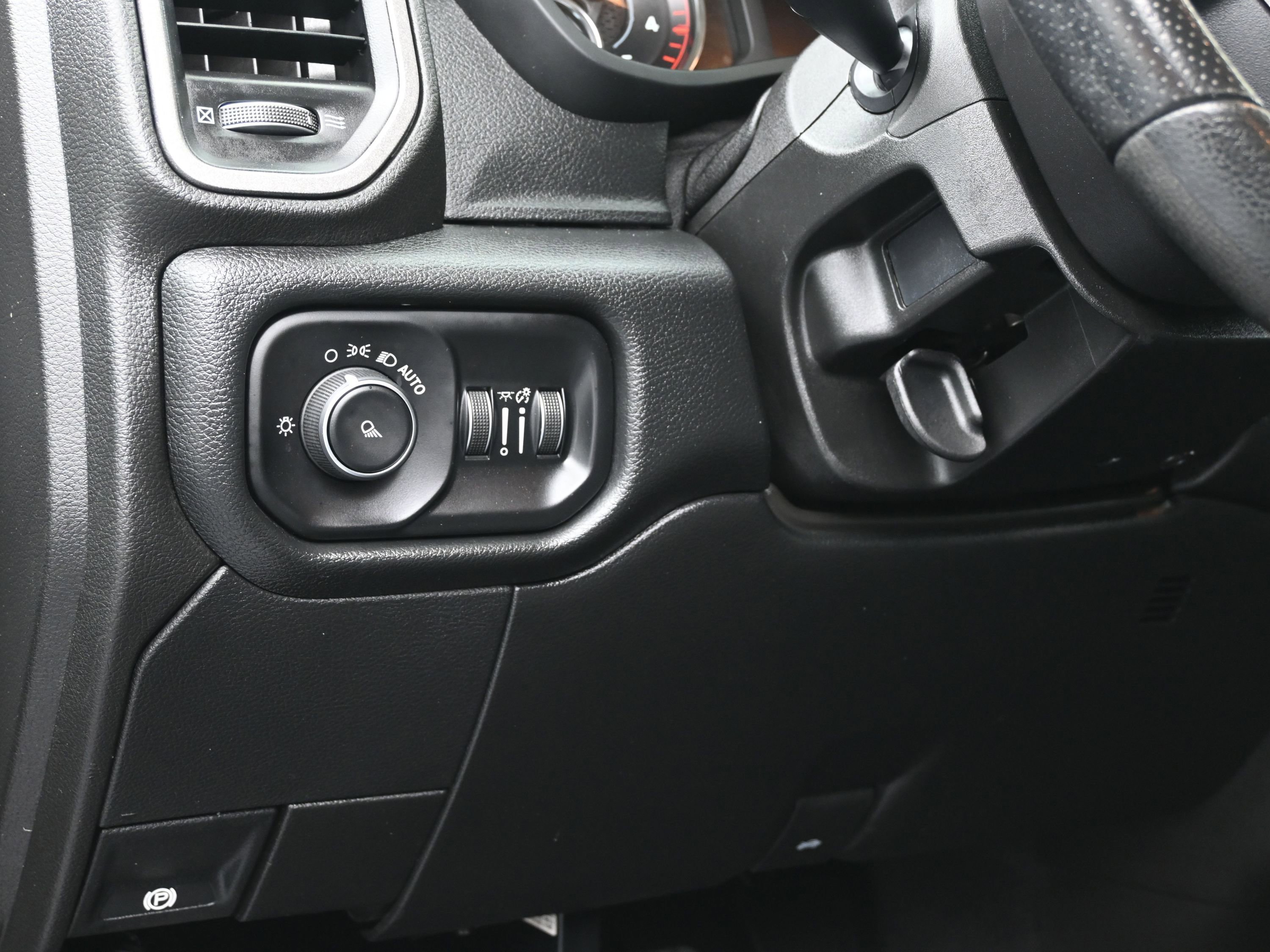 Used 2019 RAM 2500 Tradesman image 21