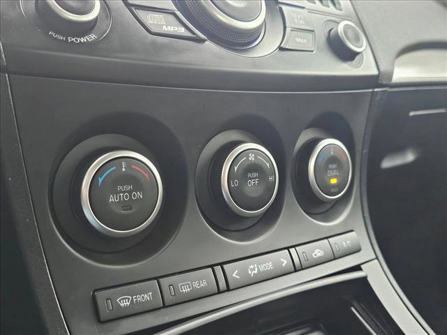 Used 2013 MAZDA MAZDA3 i Touring image 24