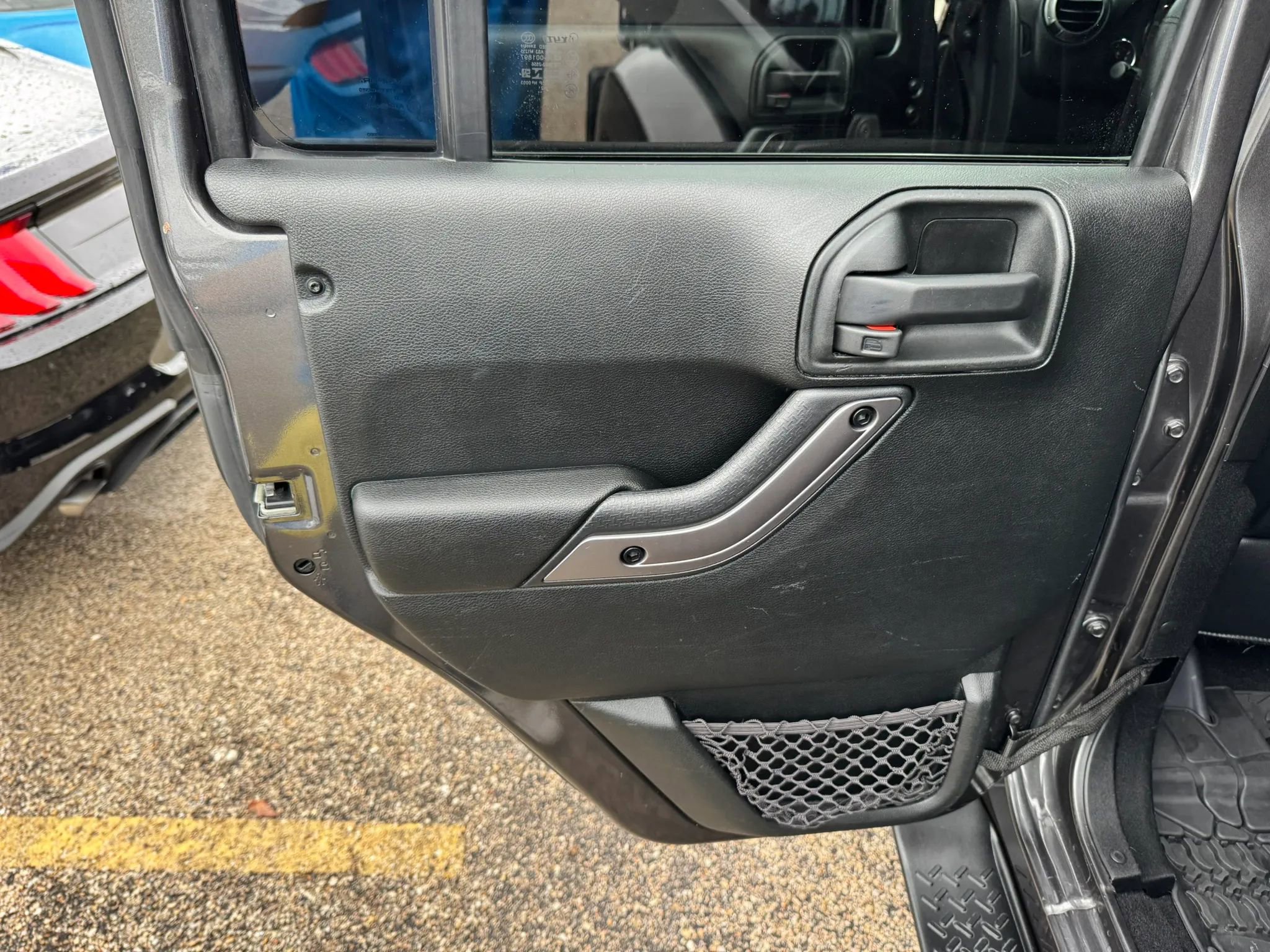 Used 2018 Jeep Wrangler Unlimited Sahara AWD/4WD image 21