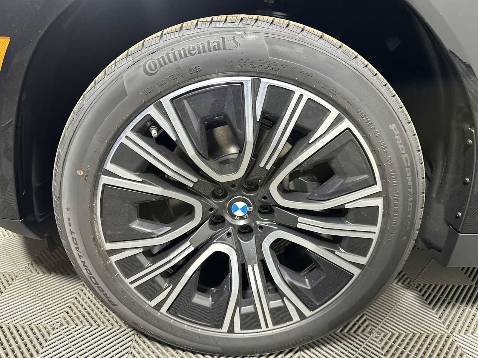 New 2025 BMW X3 xDrive30i w/ Premium Package image 10