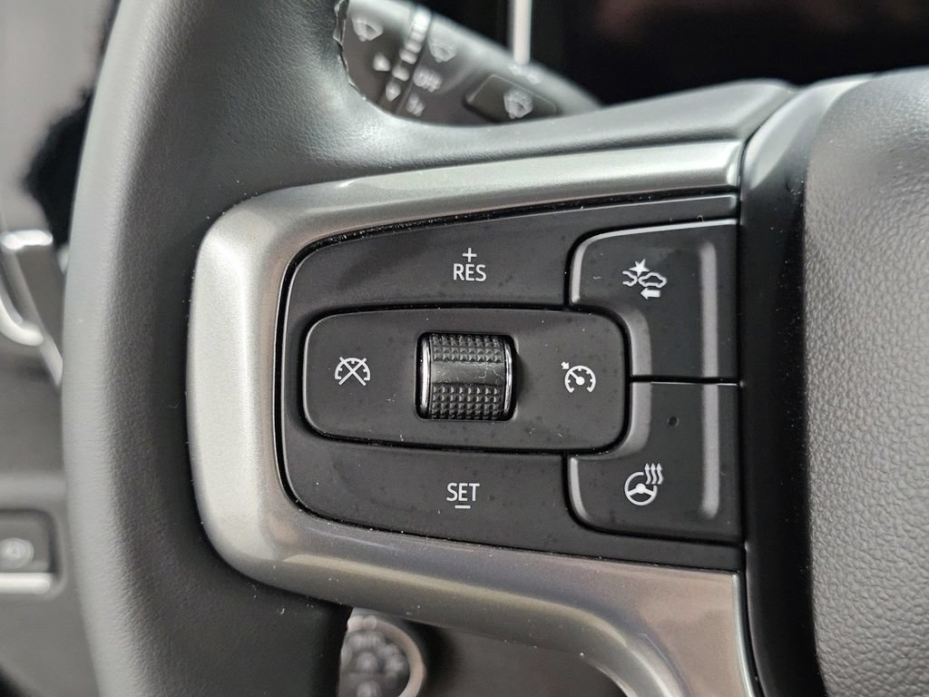 Used 2025 Chevrolet Silverado 3500 LTZ w/ LTZ Convenience Package AWD/4WD image 40
