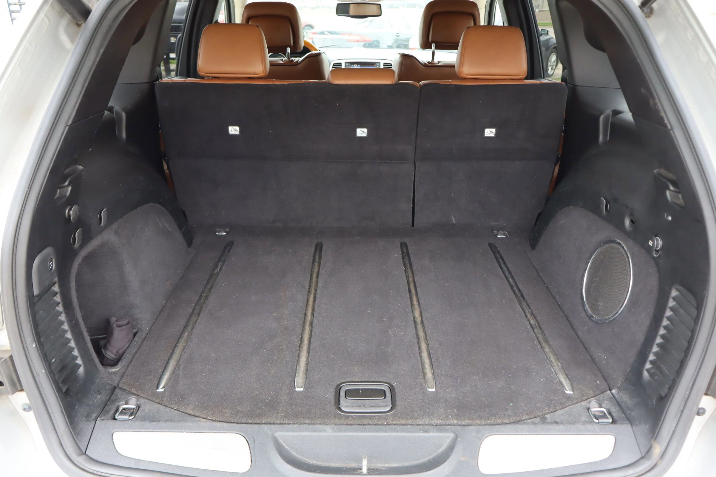 Used 2012 Jeep Grand Cherokee Overland image 15