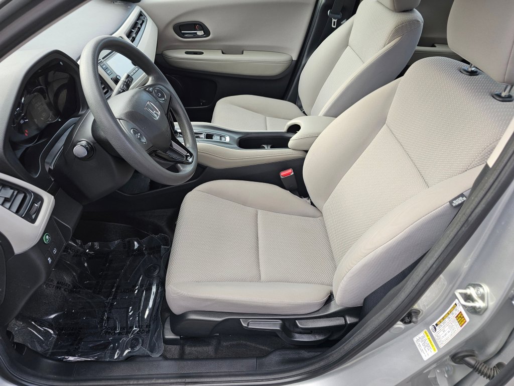 Used 2016 Honda HR-V LX image 19