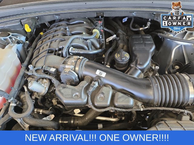 Used 2024 Jeep Grand Cherokee L Limited w/ Black Appearance Package AWD/4WD image 26