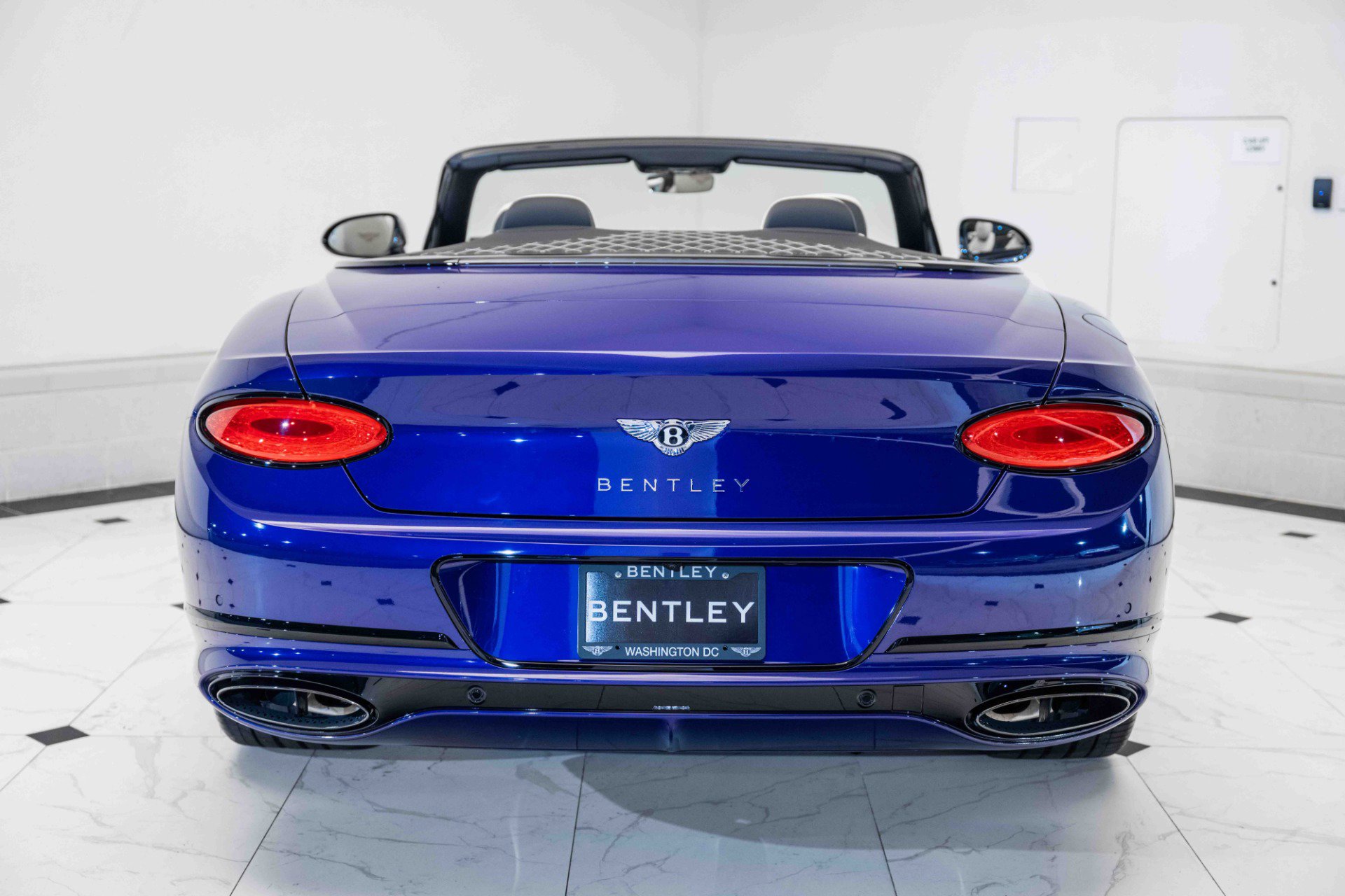 Used 2024 Bentley Continental GT Mulliner image 10