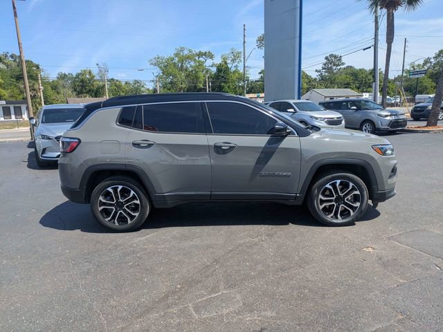 Used 2023 Jeep Compass Limited w/ Sun and Sound Group image 2