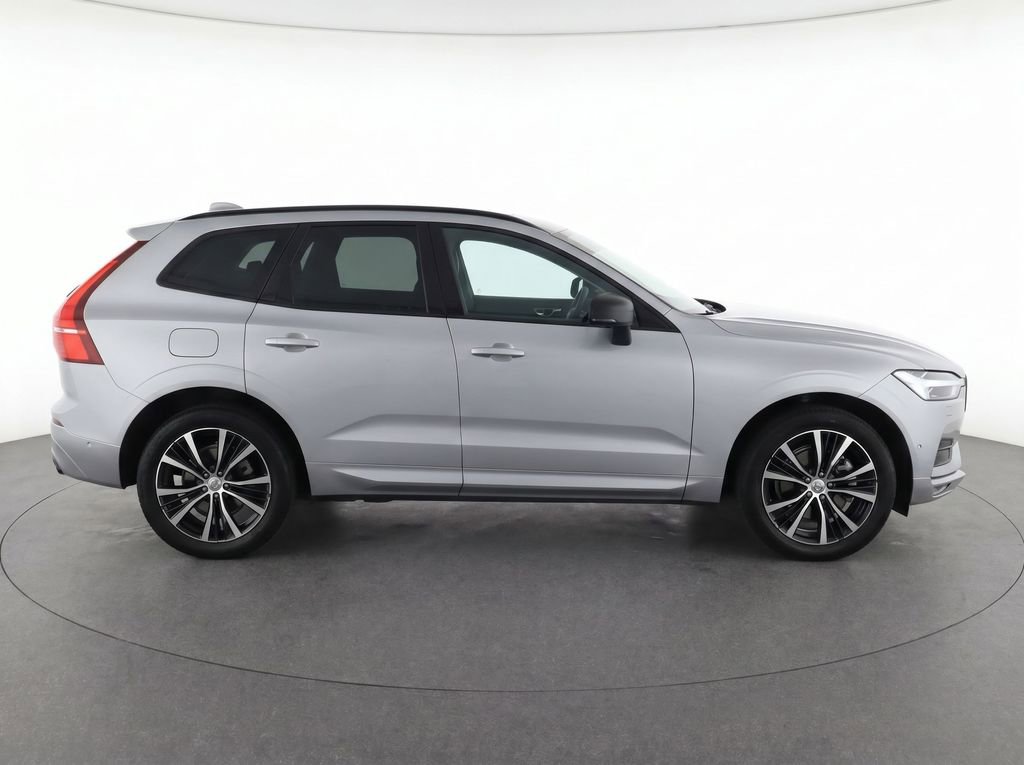 Used 2024 Volvo XC60 B5 Plus w/ Protection Package Premier AWD/4WD image 8