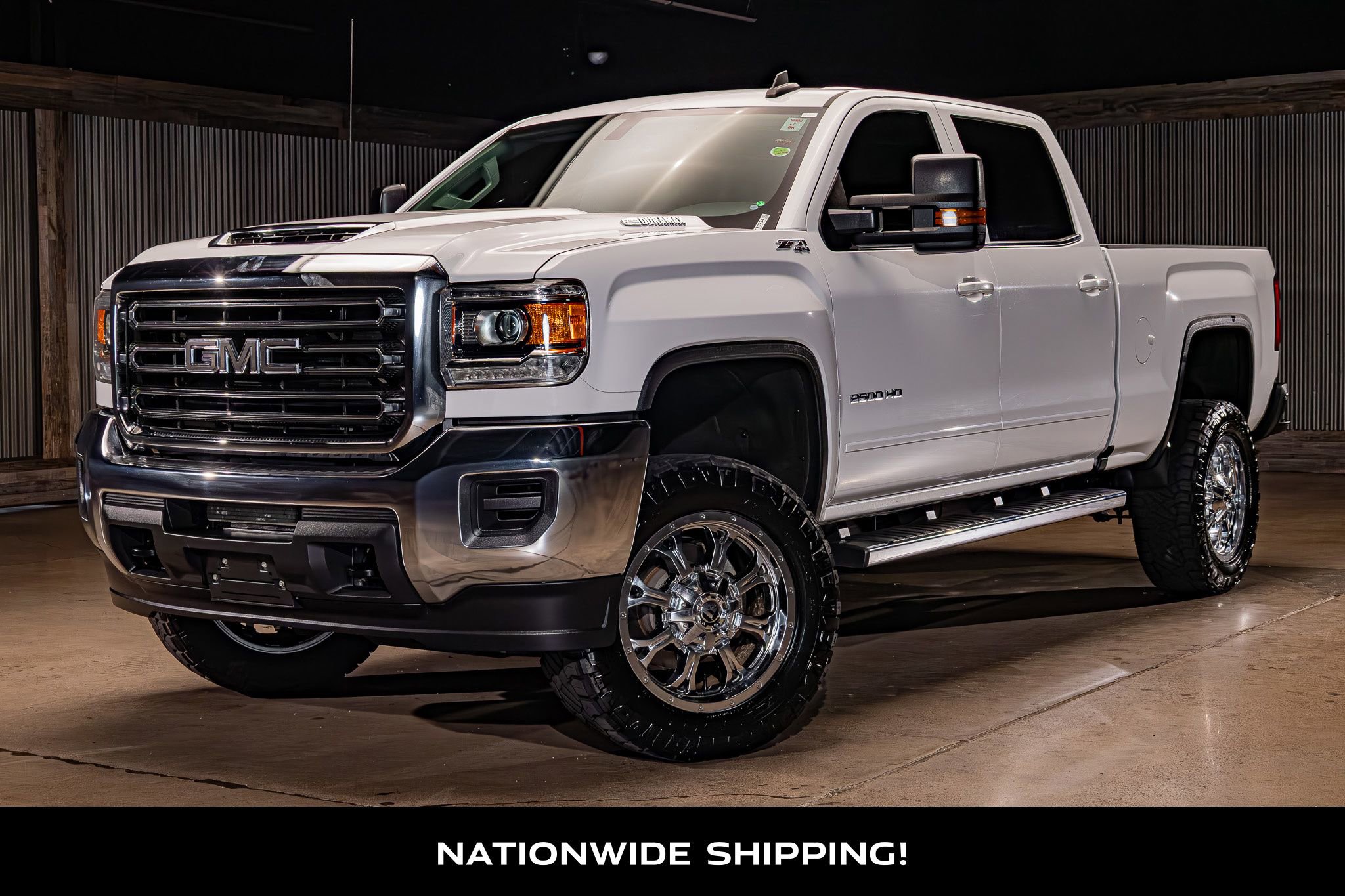Used 2018 GMC Sierra 2500 SLE w/ Suspension Package, Off-Road AWD/4WD image 4