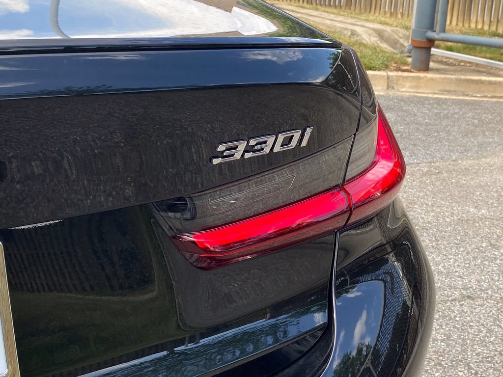 New 2026 BMW 330i xDrive Sedan w/ M Sport Package AWD/4WD image 6