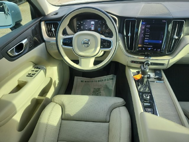 Used 2021 Volvo XC60 T5 Inscription w/ Protection Package FWD image 17